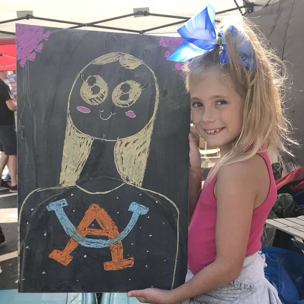 GA-Chalk-Artists-chalkboard-027